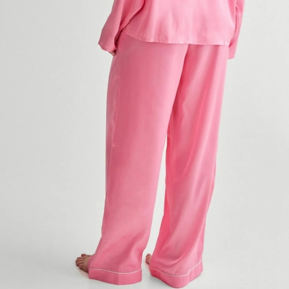 Nasty Gal Satin Embroidered Western Boot Pajama Set Sze 4 & Size 10